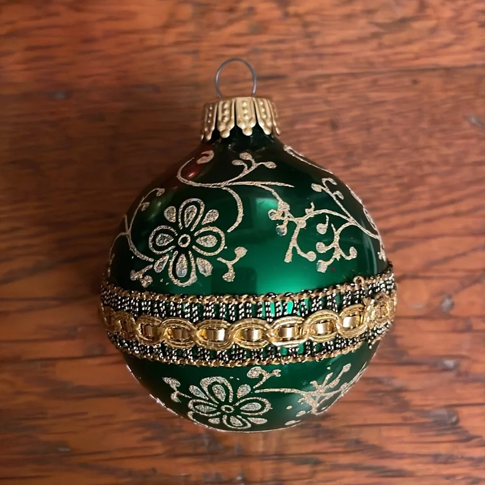 Vintage Glass Christmas Ornaments - Picture 5 of 6